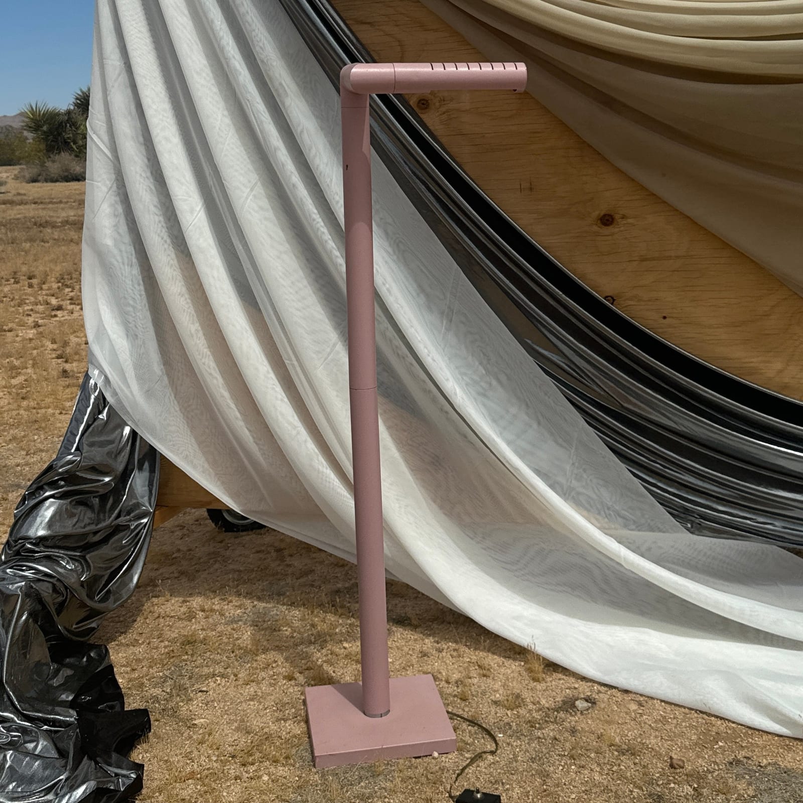 Postmodern Puce Pink Adjustable Arm Floor Lamp - Monte Visión