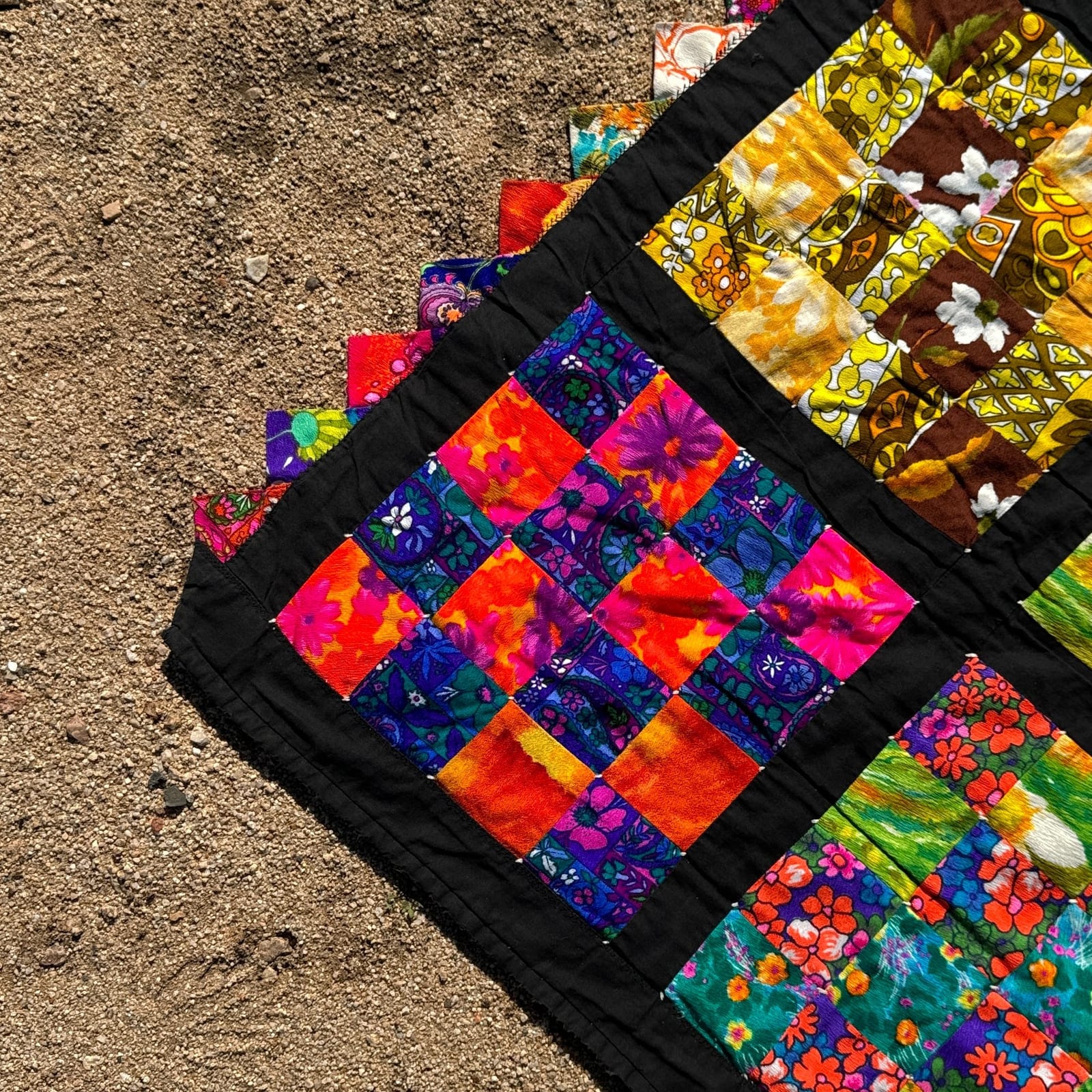 1970's Patchwork Neon Grid Quilt - Monte Visión