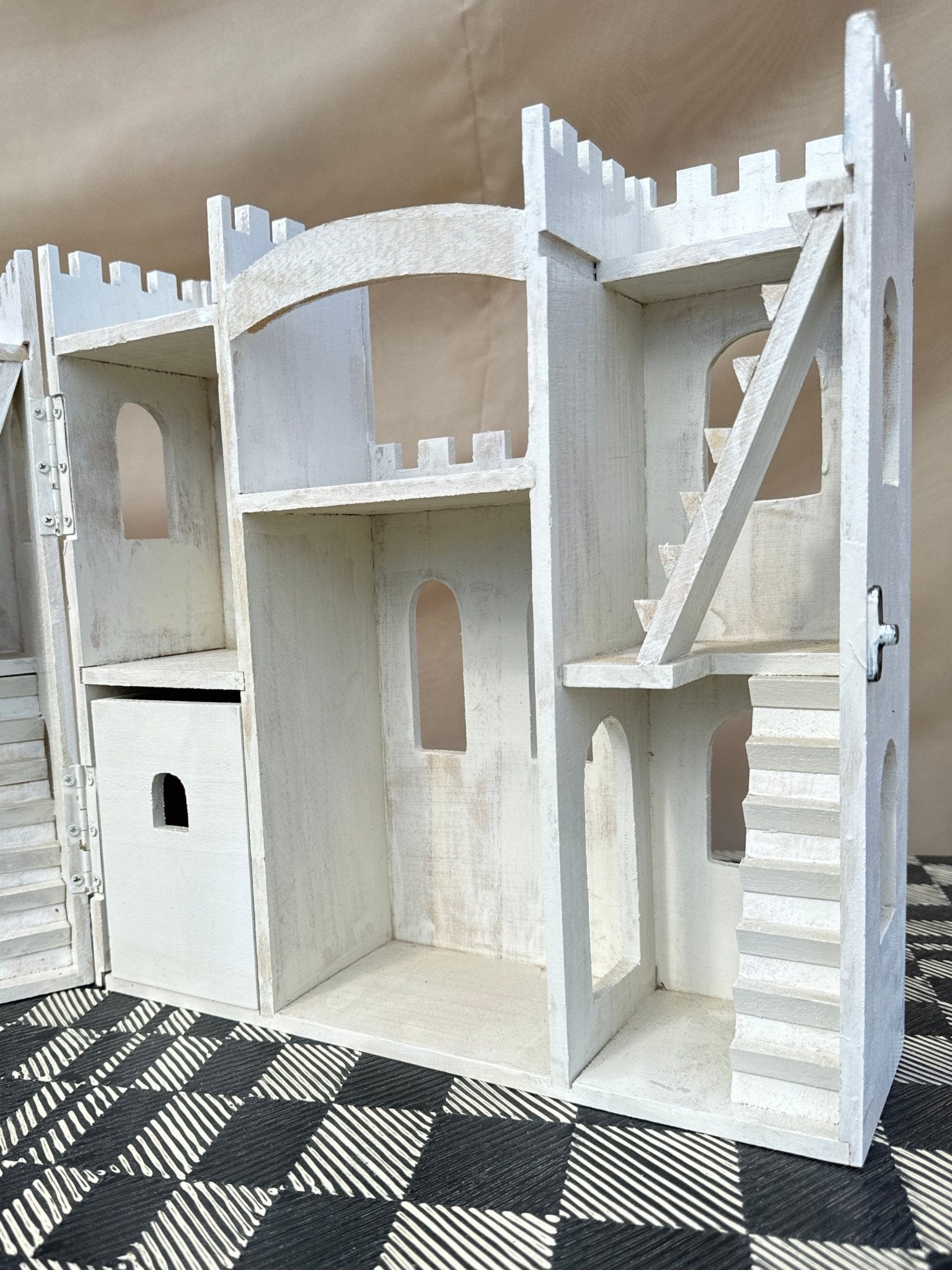 Handmade Wood Trinket Castle Storage - Monte Visión