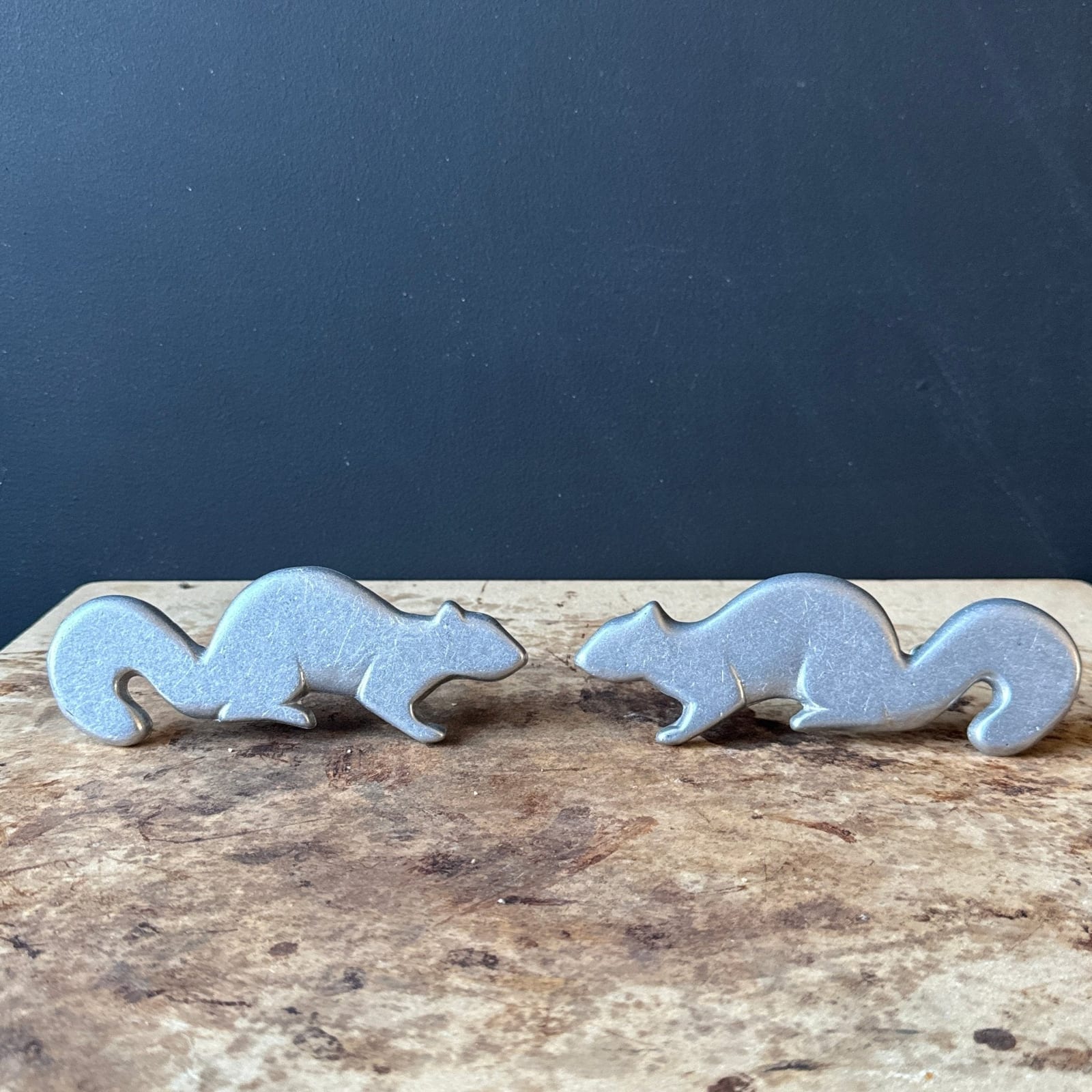 Oversized Opposing Squirrels Aluminum Cabinet Pulls- Set of 2 - Monte Visión