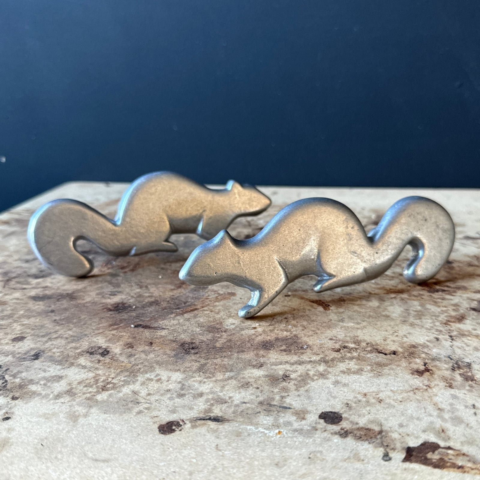 Oversized Opposing Squirrels Aluminum Cabinet Pulls- Set of 2 - Monte Visión
