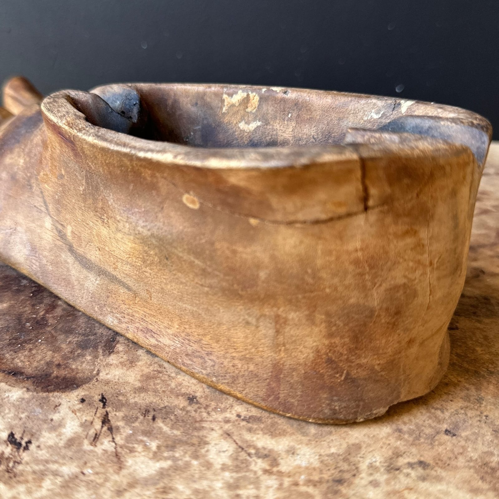 Vintage Hand-Carved Foot Ashtray - Monte Visión