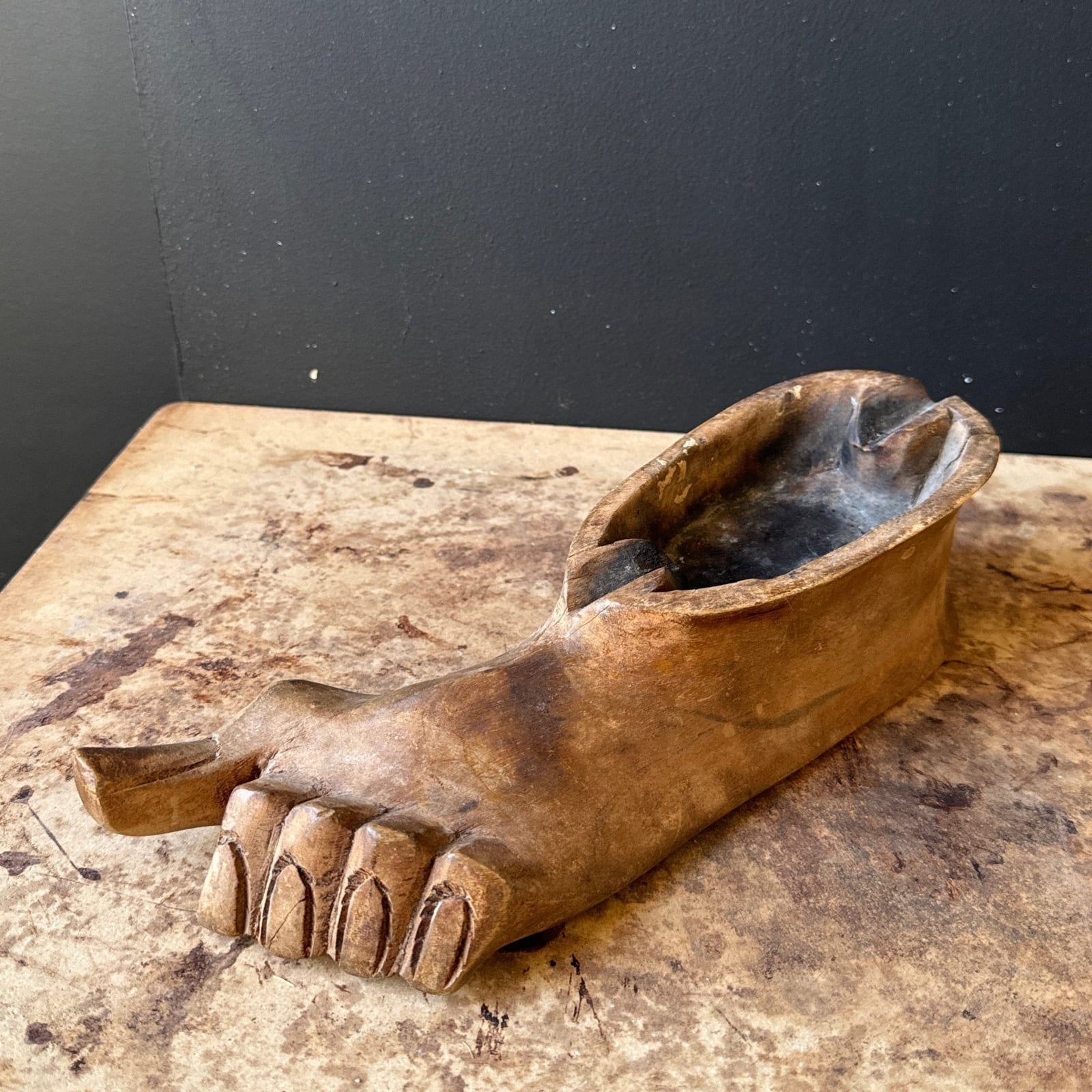 Vintage Hand-Carved Foot Ashtray - Monte Visión