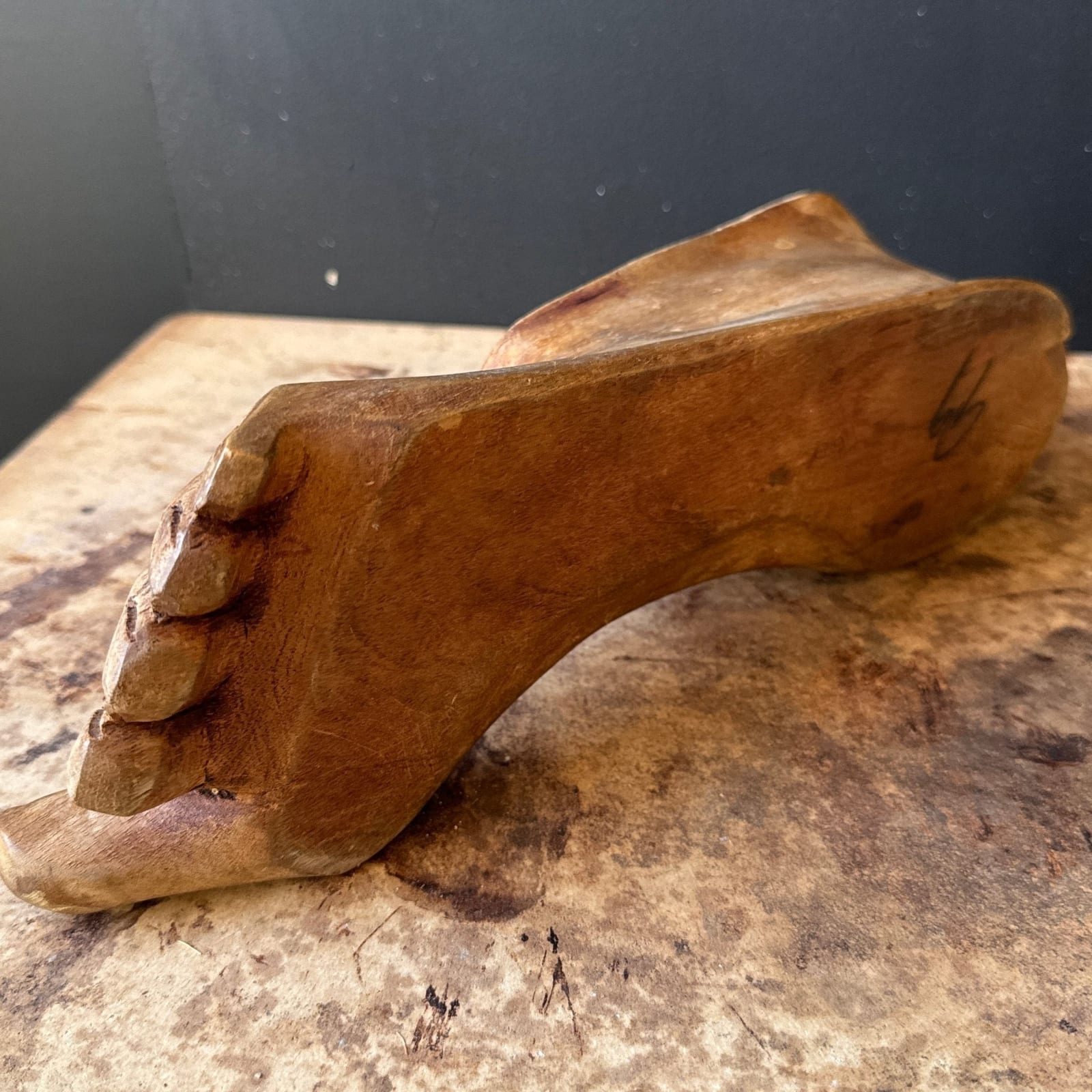Vintage Hand-Carved Foot Ashtray - Monte Visión