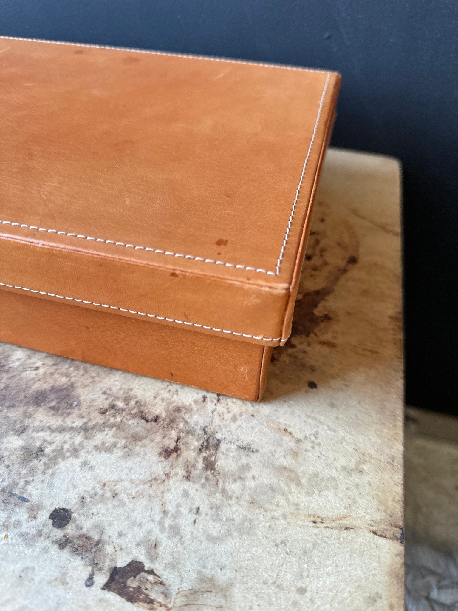Vintage Mexican Vegetable-Tanned Leather Box - Monte Visión